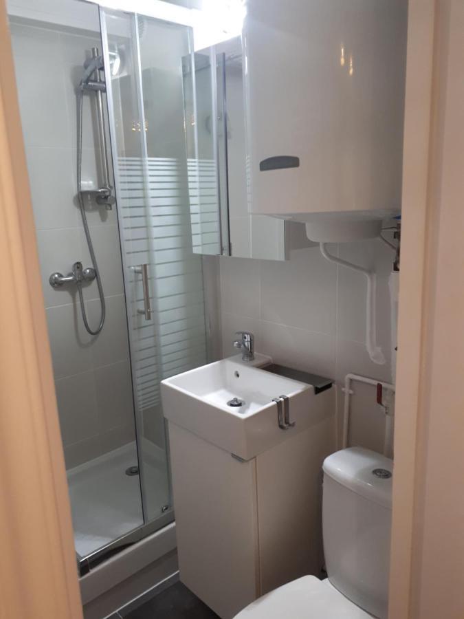 Cosy Studio Of 17 Square Meters At Place Monge 75005 Parigi Esterno foto